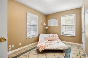 5080 Purgatory Rd, New Braunfels, TX 78132 - Photo 9