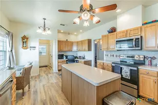 834 County Rd 103, Rogers, TX 76569 - Photo 5