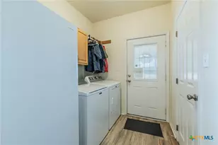 834 County Rd 103, Rogers, TX 76569 - Photo 17