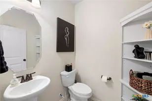 2182 Indigobush Dr, New Braunfels, TX 78132 - Photo 9