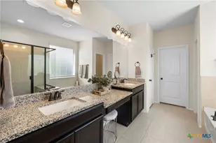 2182 Indigobush Dr, New Braunfels, TX 78132 - Photo 25