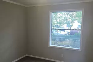 1120 Ainsworth St, Gonzales, TX 78629 - Photo 7