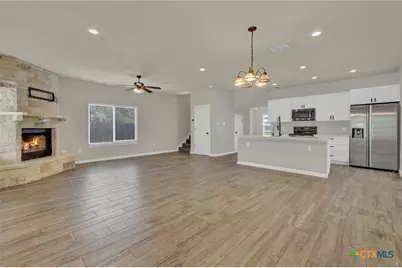 1452 Lakeview Drive, Canyon Lake, TX 78133 - Photo 5