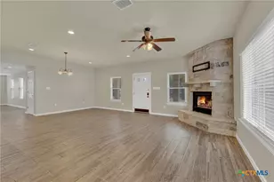 1452 Lakeview Dr, Canyon Lake, TX 78133 - Photo 9