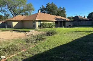301 Cedar Crest Dr, Killeen, TX 76543 - Photo 39