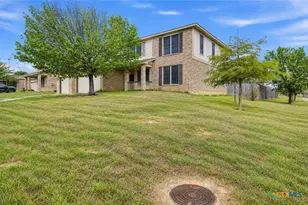305 Buckskin Trail, Harker Heights, TX 76548 - Photo 3