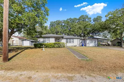 408 Davidson Street, Yoakum, TX 77995 - Photo 1