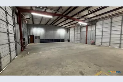 4437 S Hwy 77, Rockdale, TX 76567 - Photo 11