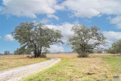 5912 Fm 1104, Kingsbury, TX 78638 - Photo 5