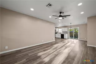 1128 Lindsey Cir, Belton, TX 76513 - Photo 3