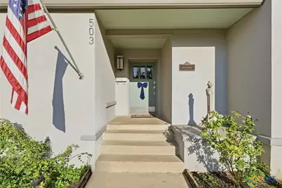 503 S Austin Street, Seguin, TX 78155 - Photo 3