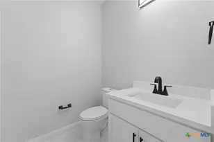 485 Post Oak St, Gonzales, TX 78629 - Photo 27