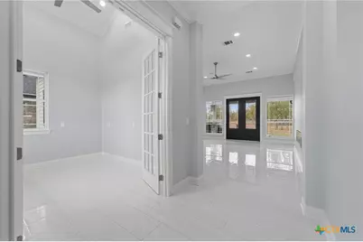 485 Post Oak Street, Gonzales, TX 78629 - Photo 5