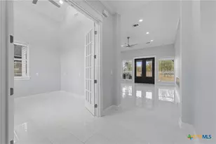 485 Post Oak St, Gonzales, TX 78629 - Photo 5