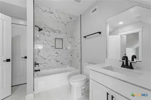 485 Post Oak St, Gonzales, TX 78629 - Photo 31