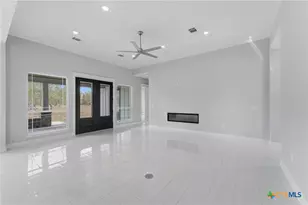 485 Post Oak St, Gonzales, TX 78629 - Photo 9