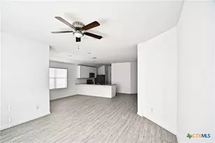 1208 Treehouse Ln, New Braunfels, TX 78130 - Photo 7