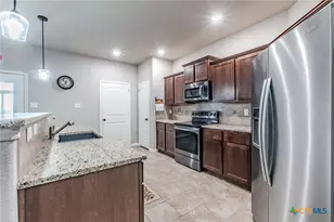 4102 Molly Dyer Dr, Killeen, TX 76549 - Photo 9