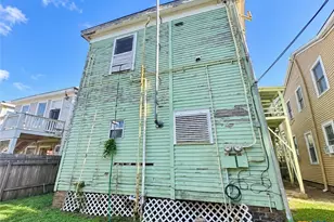 1612 Avenue L, Galveston, TX 77550 - Photo 9