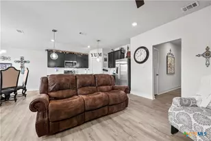 1042 LEXINGTON Dr, Copperas Cove, TX 76522 - Photo 11
