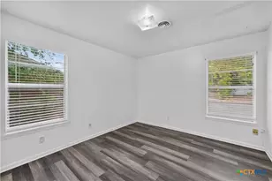 1010 Houston St, Killeen, TX 76541 - Photo 13
