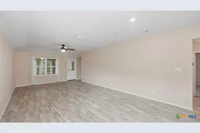 2422 Moselle Lane, New Braunfels, TX 78130 - Photo 19