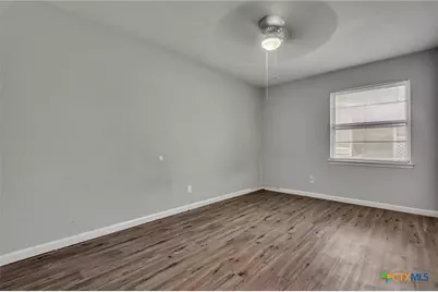 714 W Avenue Avenue, Copperas Cove, TX 76522 - Photo 9