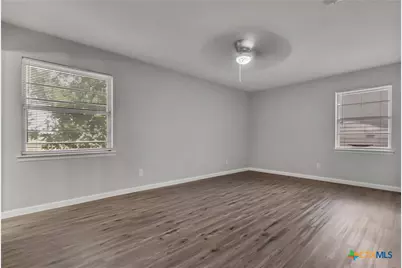 714 W Avenue Avenue, Copperas Cove, TX 76522 - Photo 11
