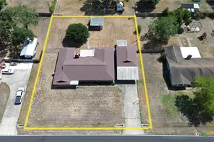 505 Ball Airport Rd, Victoria, TX 77904 - Photo 39