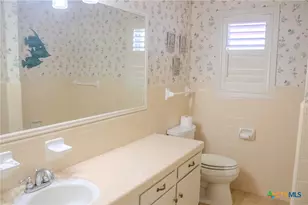 505 Ball Airport Rd, Victoria, TX 77904 - Photo 27