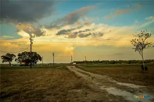 1938 FM1686, Victoria, TX 77905 - Photo 29