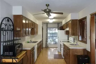 107 Suzanne Ln, Harker Heights, TX 76548 - Photo 3