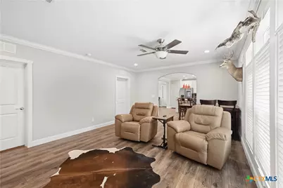 838 E Oak Street, Goliad, TX 77963 - Photo 17