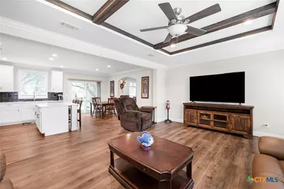 838 E Oak Street, Goliad, TX 77963 - Photo 7