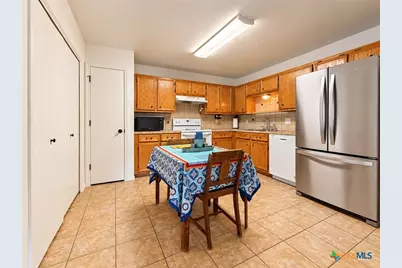 611 Bermuda Street #A-B, Copperas Cove, TX 76522 - Photo 9
