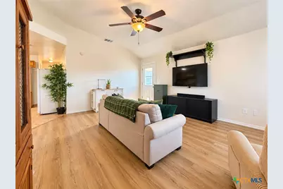 611 Bermuda Street #A-B, Copperas Cove, TX 76522 - Photo 3