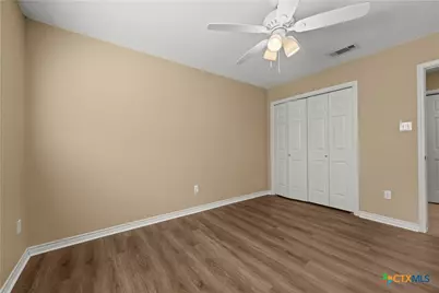 816 Twin Oaks Drive, Temple, TX 76504 - Photo 11
