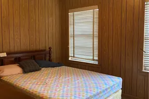 410 W 14th St, Shiner, TX 77984 - Photo 17