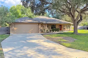1818 Hidden Peak Cir, New Braunfels, TX 78130 - Photo 1