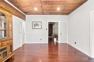 202 E Ave E, Rosebud, TX 76570 - Photo 11