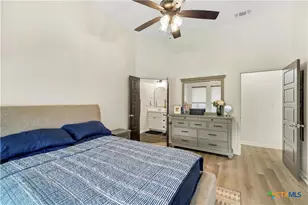 203 Flint Rock Ct, Victoria, TX 77904 - Photo 13