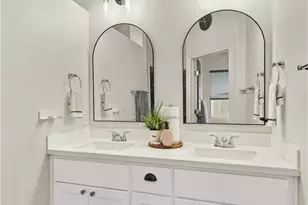 203 Flint Rock Ct, Victoria, TX 77904 - Photo 11