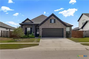 203 Flint Rock Ct, Victoria, TX 77904 - Photo 1