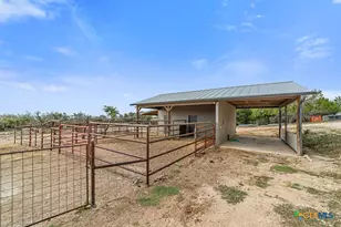 309 Burney Rd, Centerpoint, TX 78010 - Photo 47