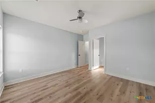 711 4th St, Eddy, TX 76524 - Photo 13