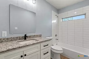 711 4th St, Eddy, TX 76524 - Photo 27