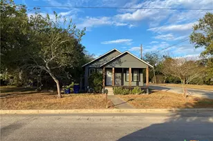303 Ave I, Shiner, TX 77984 - Photo 1