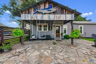 293 E Mather St, New Braunfels, TX 78130 - Photo 21
