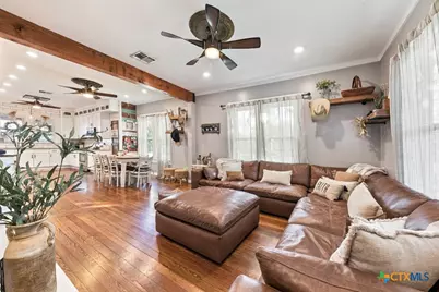 293 E Mather Street, New Braunfels, TX 78130 - Photo 5