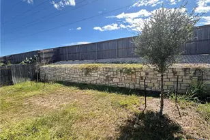 152 Shugart St, San Marcos, TX 78666 - Photo 23